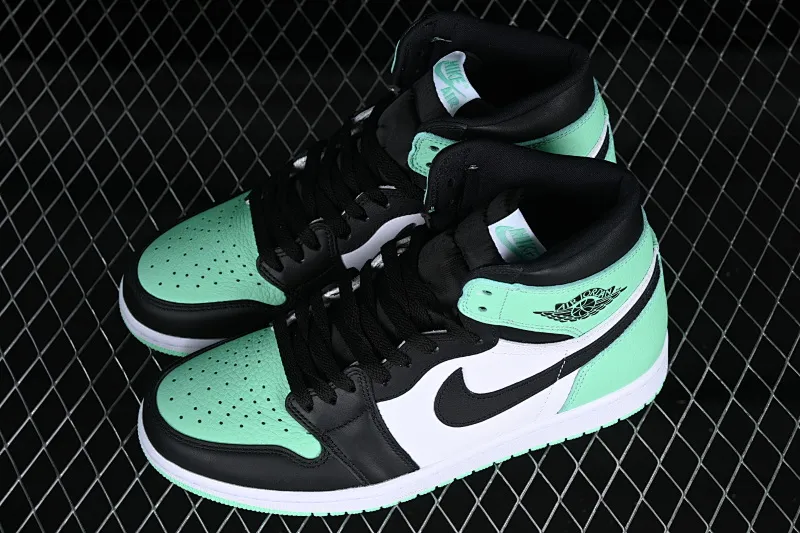 All categories Air Jordan Jordan series basketball shoes Air Jordan 1 High Air Jordan 1 Retro High "Green Glow" AJ1 Joe 1 mint green high-top basketball shoes DZ5485-130